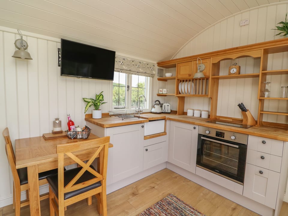 Cottage | Interior