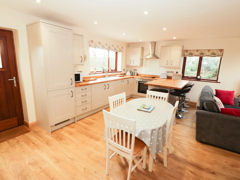 Cottage | Interior