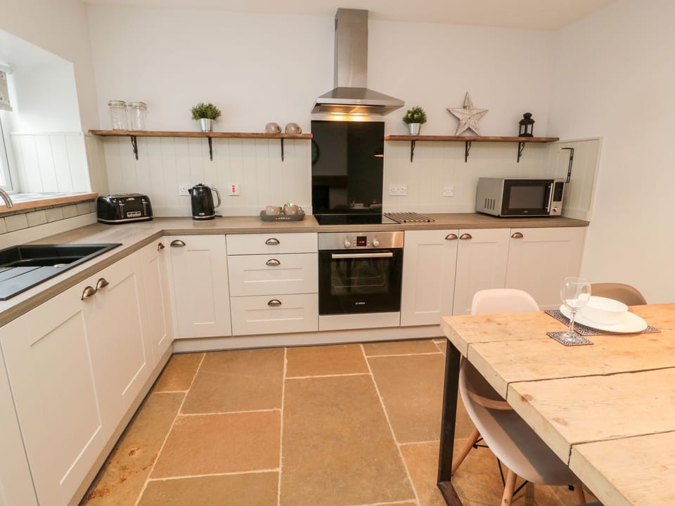 Cottage | Interior