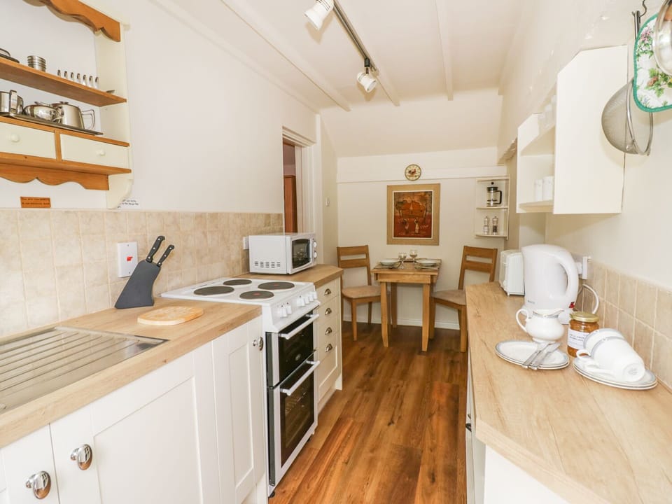Cottage | Interior