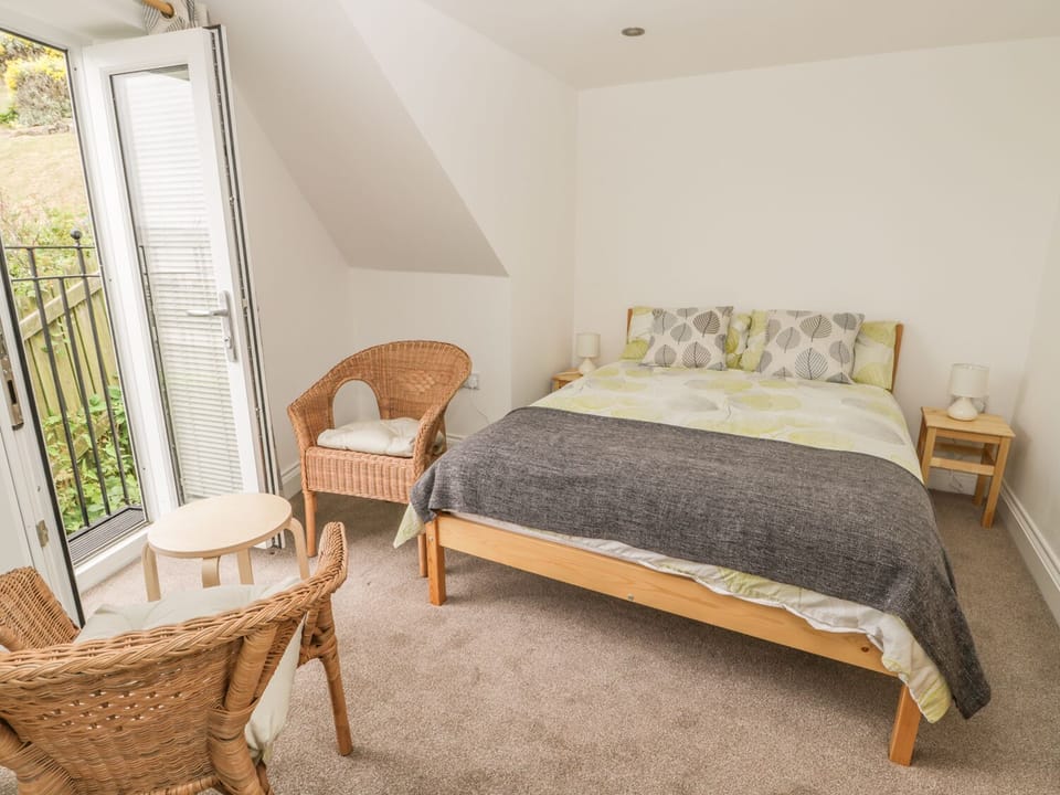 Cottage | 2 bedrooms, individually decorated, individually furnished, free WiFi