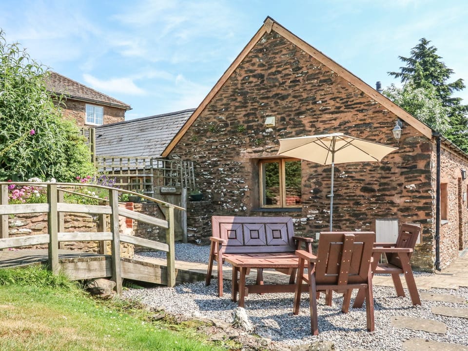 Cottage | Property grounds