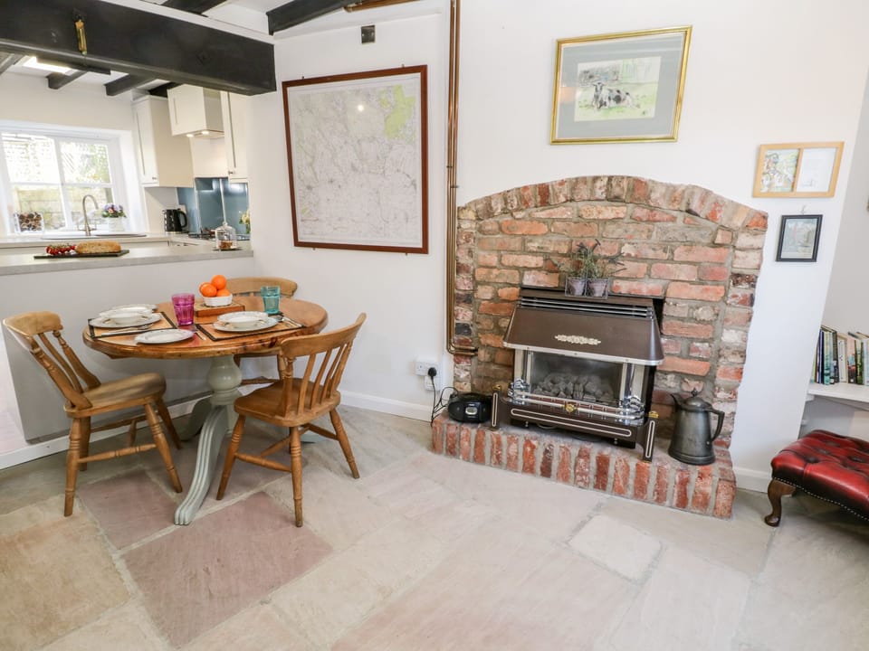 Cottage | Living room | TV, DVD player