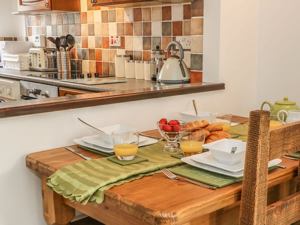 Cottage | Interior