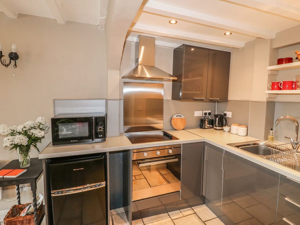 Cottage | Interior