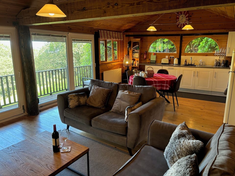 Cottage | Living area | TV, DVD player