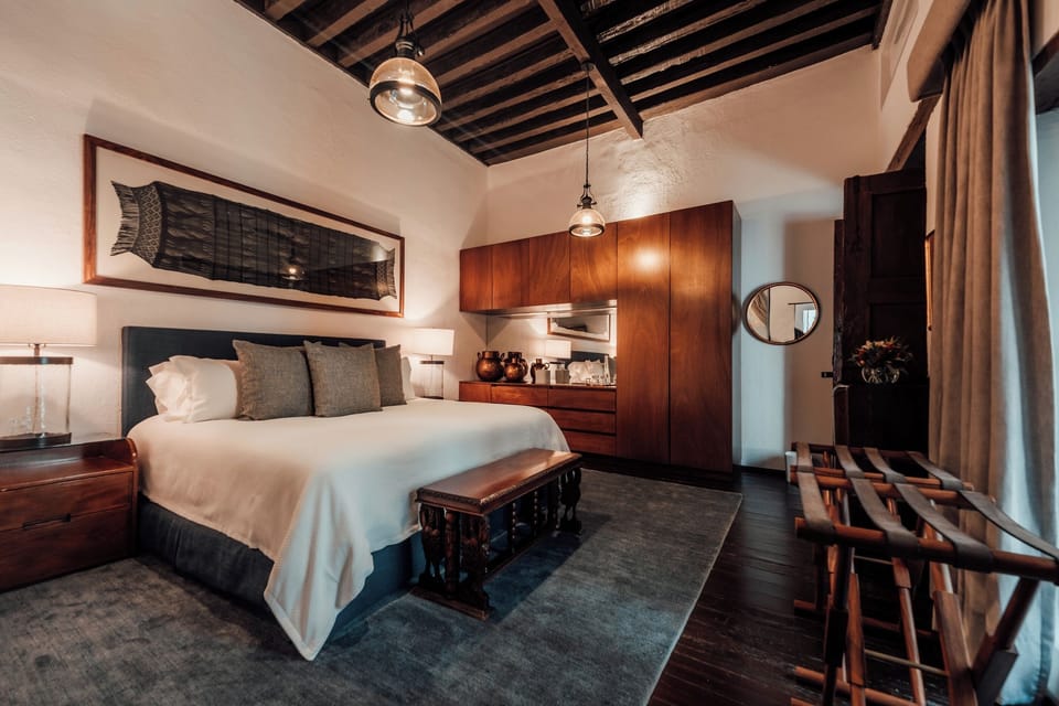Suite Conchita | Hypo-allergenic bedding available, minibar, in-room safe