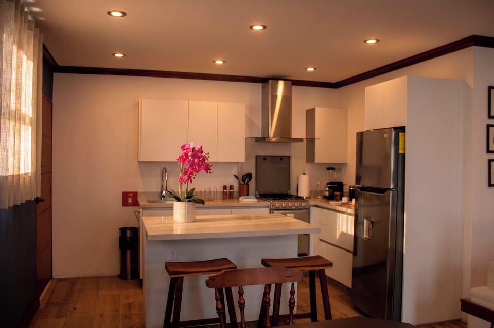 Suite Marta | Private kitchen | Espresso maker, coffee/tea maker, electric kettle, griddle