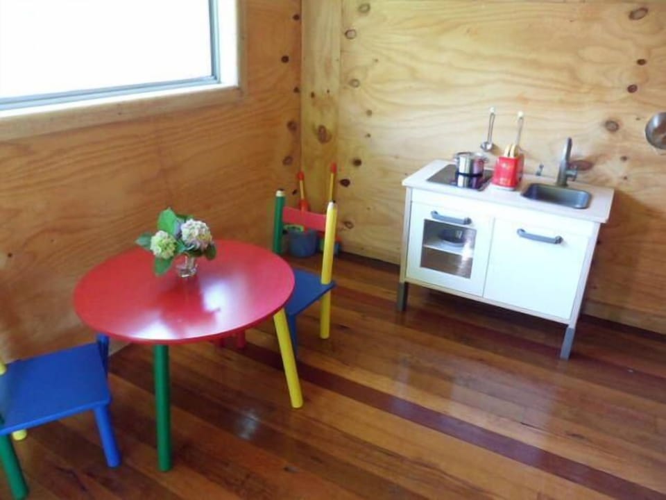 Cubby house