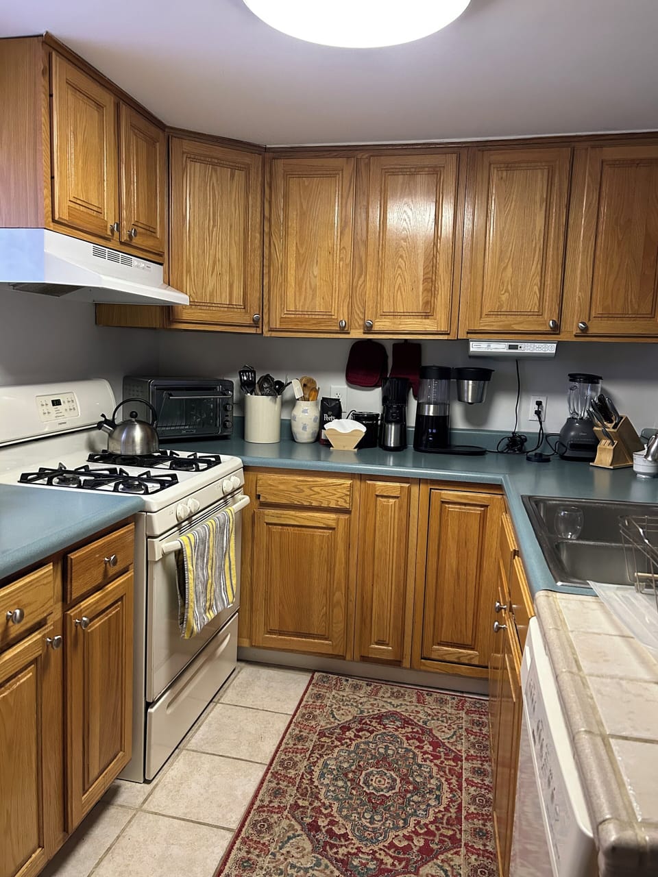 Kitchen has everything you need