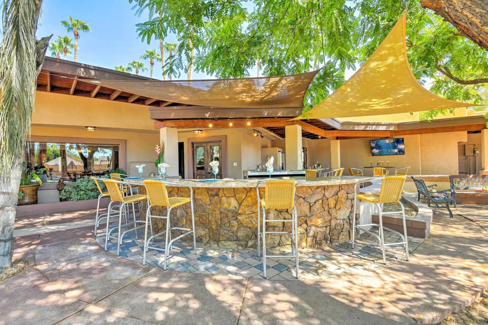Backyard | Gas Grill | Pool | Hot Tub