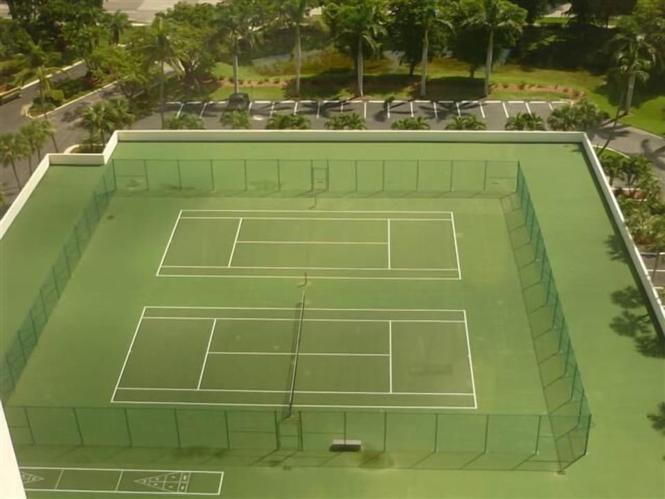 Tennis