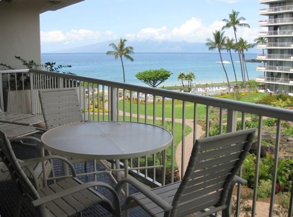 Relaxing Lanai/Balcony, with a Spectacular View