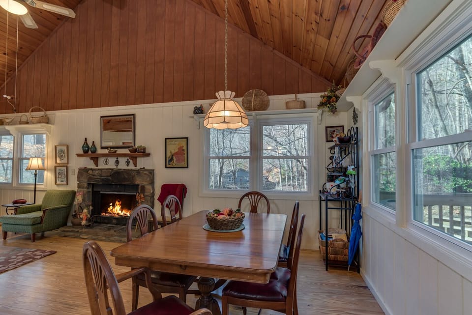 Open plan dining area