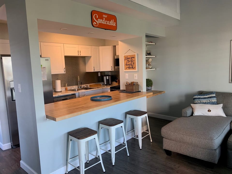 Counter dining area