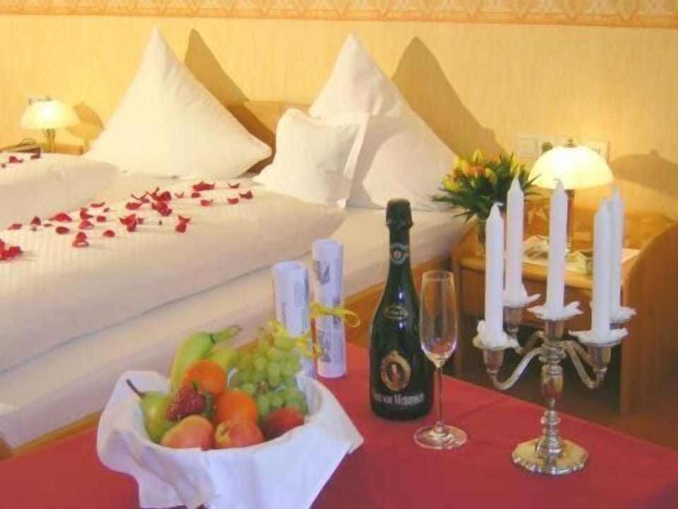 In-room safe, cribs/infant beds, free WiFi