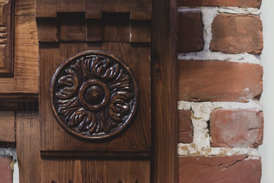 Mantel detail