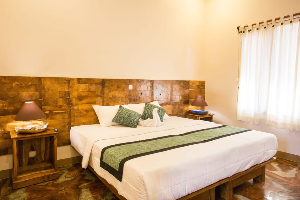 Superior Double Room | Desk, free WiFi, bed sheets