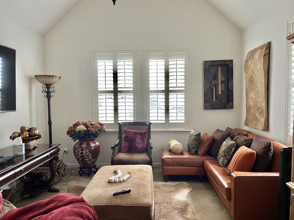 Private hall (family )