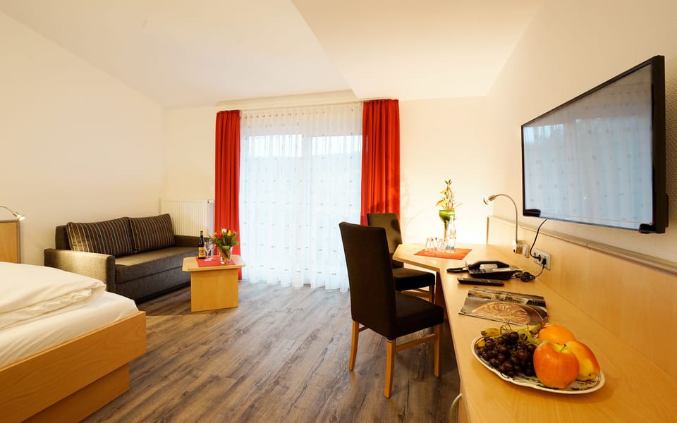 Quadruple Room | In-room safe, cribs/infant beds, rollaway beds, free WiFi