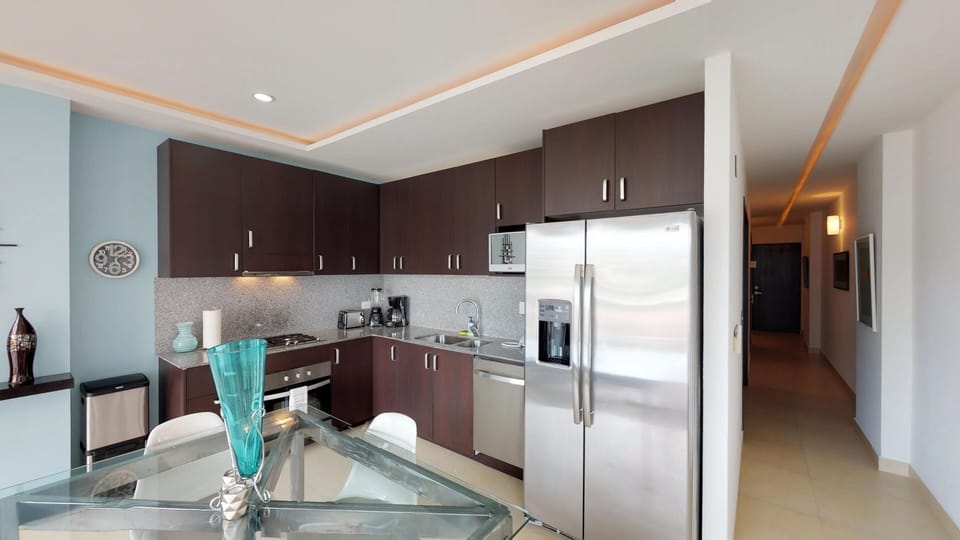 Condo - Image 9