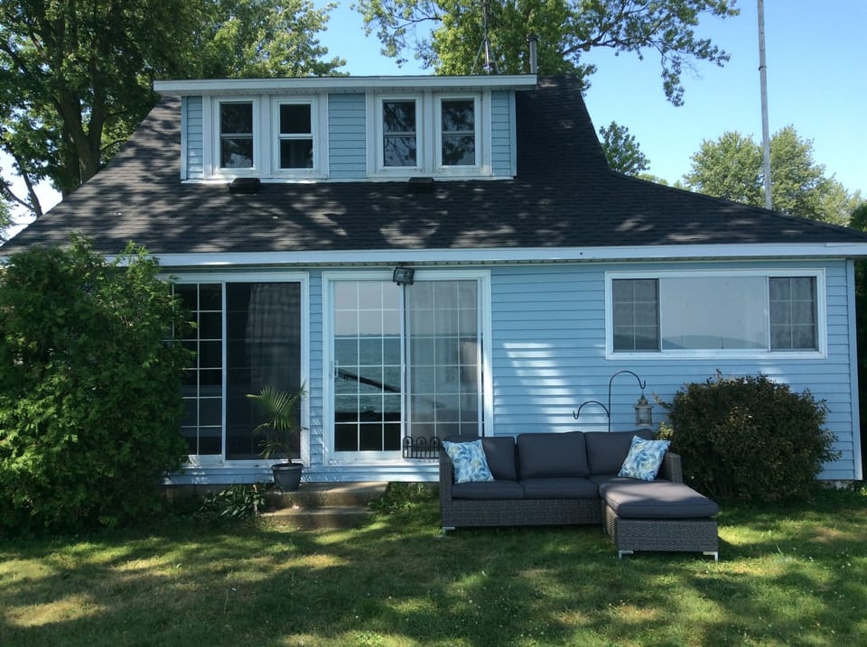 Front view of house (next to water)