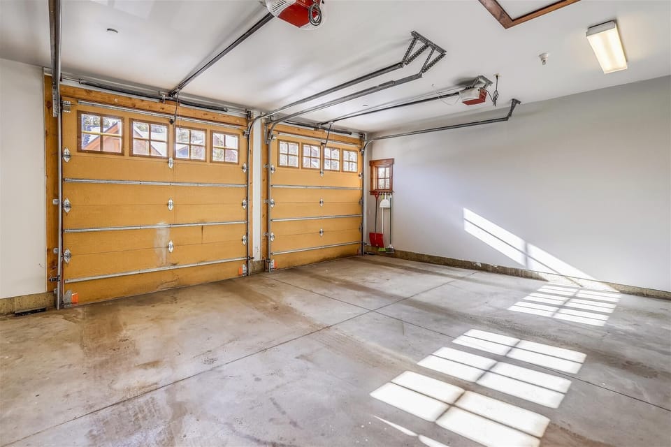 Garage - Mountain Thunder Lodge 305 - Breckenridge Vacation Rental