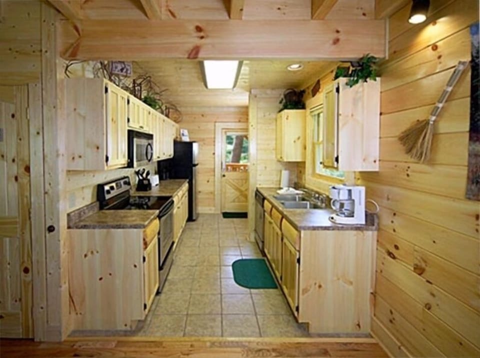 KITCHEN AREA - Microwave, coffee maker, blender, pots & pans, dishes, etc...