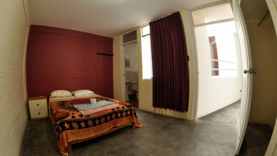 Double Room | Minibar, in-room safe, desk, iron/ironing board