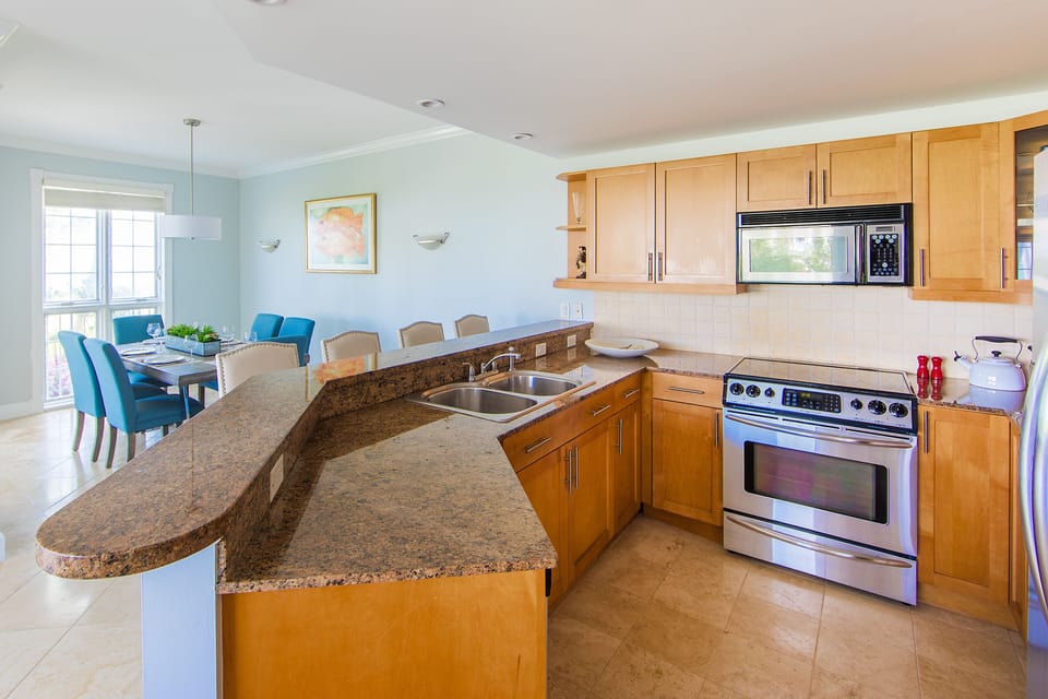 Dining Room and Kitchen 