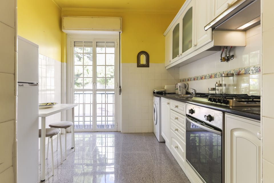 Apartment, 1 Bedroom, Terrace | Private kitchen | Full-size fridge, microwave, oven, stovetop