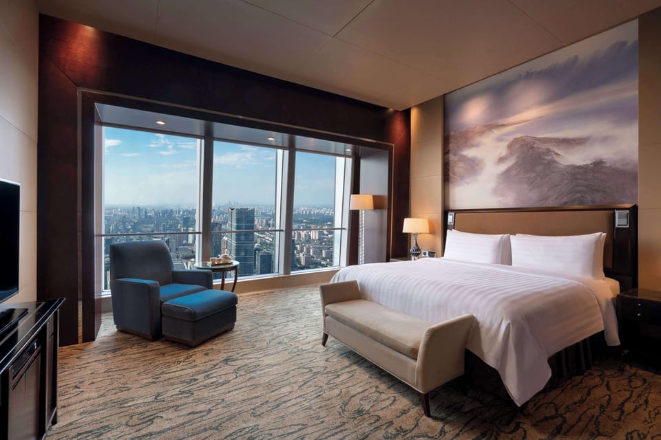 Premier Suite, 1 King Bed | Down comforters, minibar, in-room safe, desk