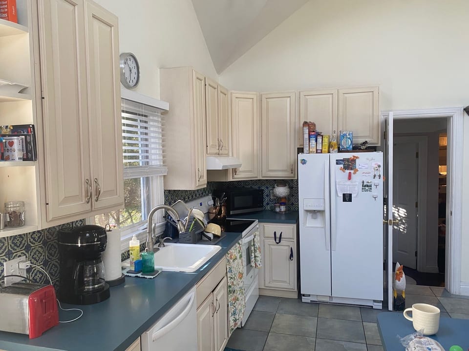 Well equipped kitchen