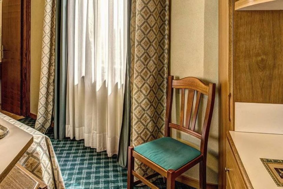 Minibar, in-room safe, desk, blackout drapes