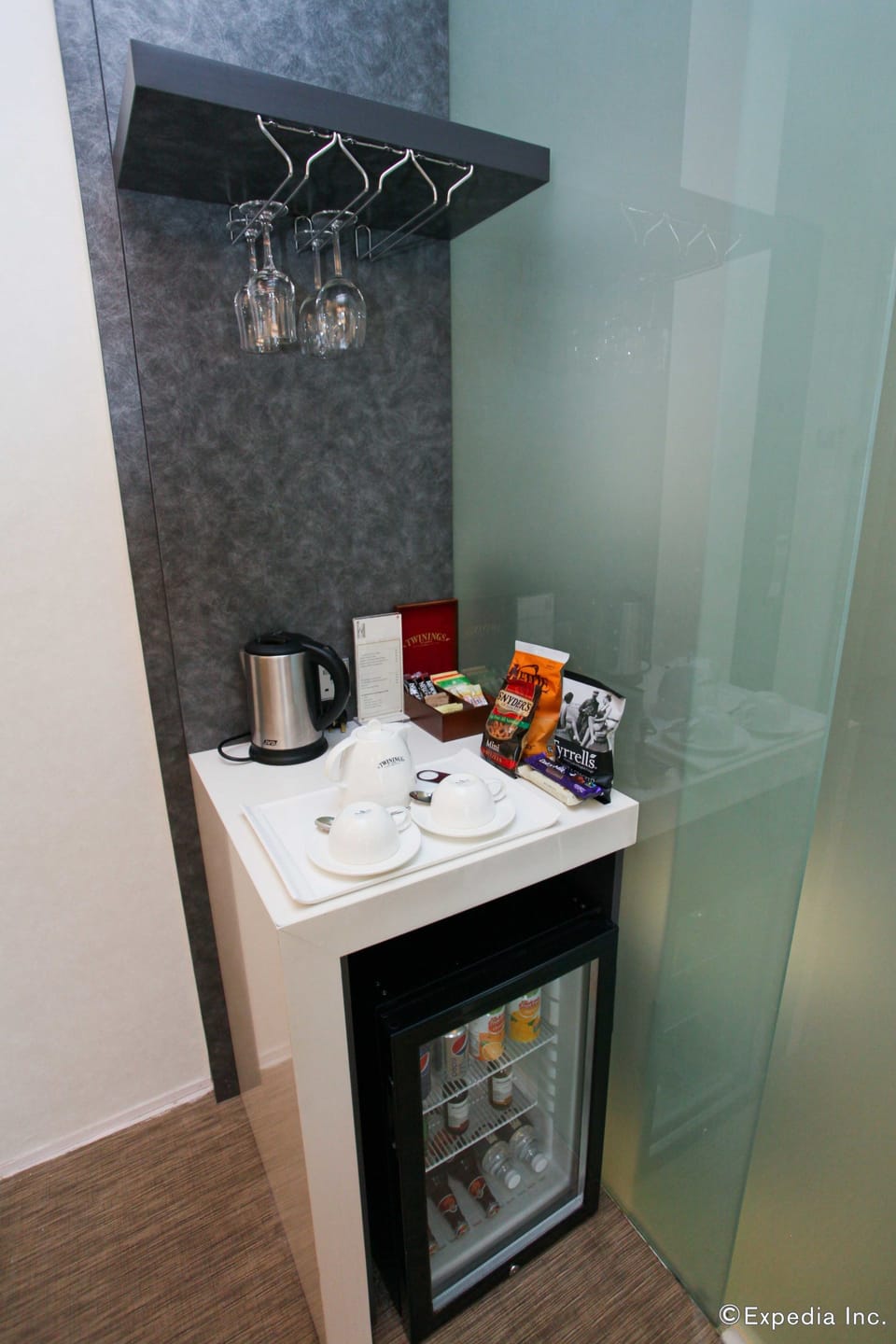 Room amenity