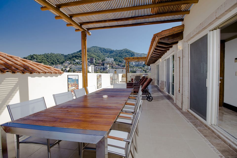 Terrace Dining