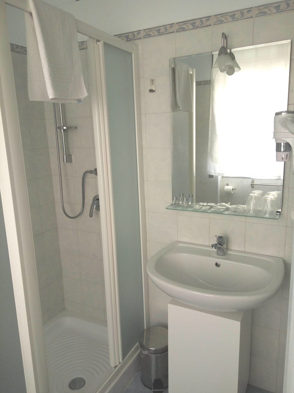 Deluxe Double Room, Multiple Beds, Balcony | Bathroom | Shower, rainfall showerhead, free toiletries, hair dryer