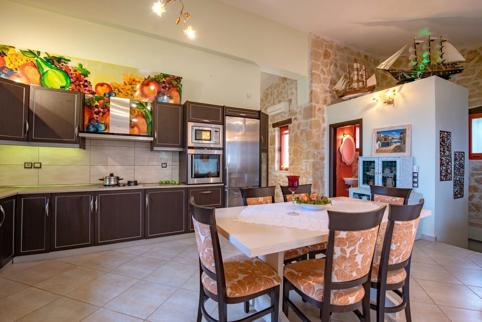 Villa, 2 Bedrooms, Non Smoking | Private kitchen | Fridge, microwave, oven, stovetop