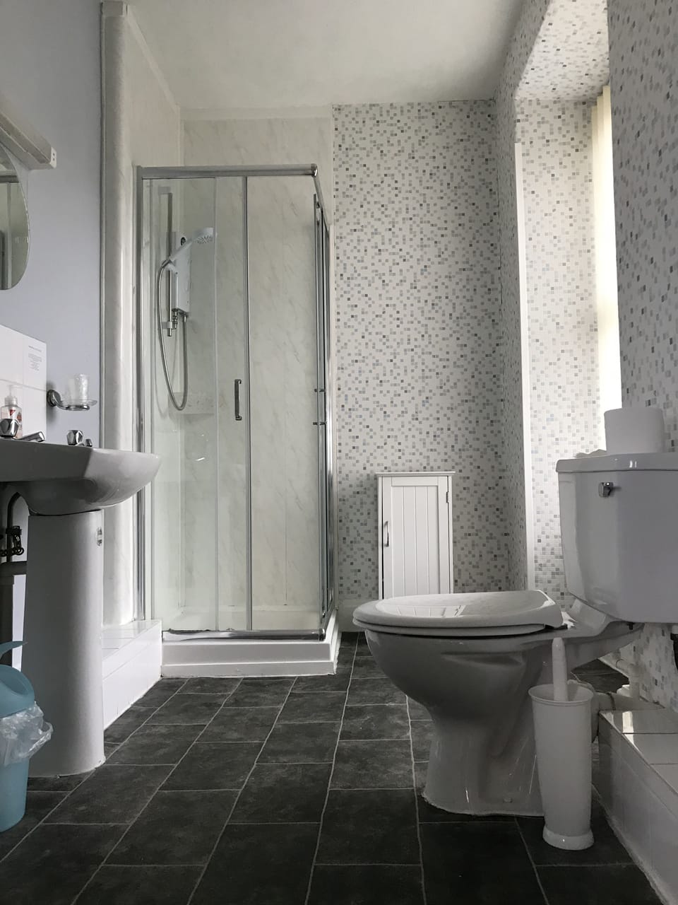 Shower, free toiletries, hair dryer, towels