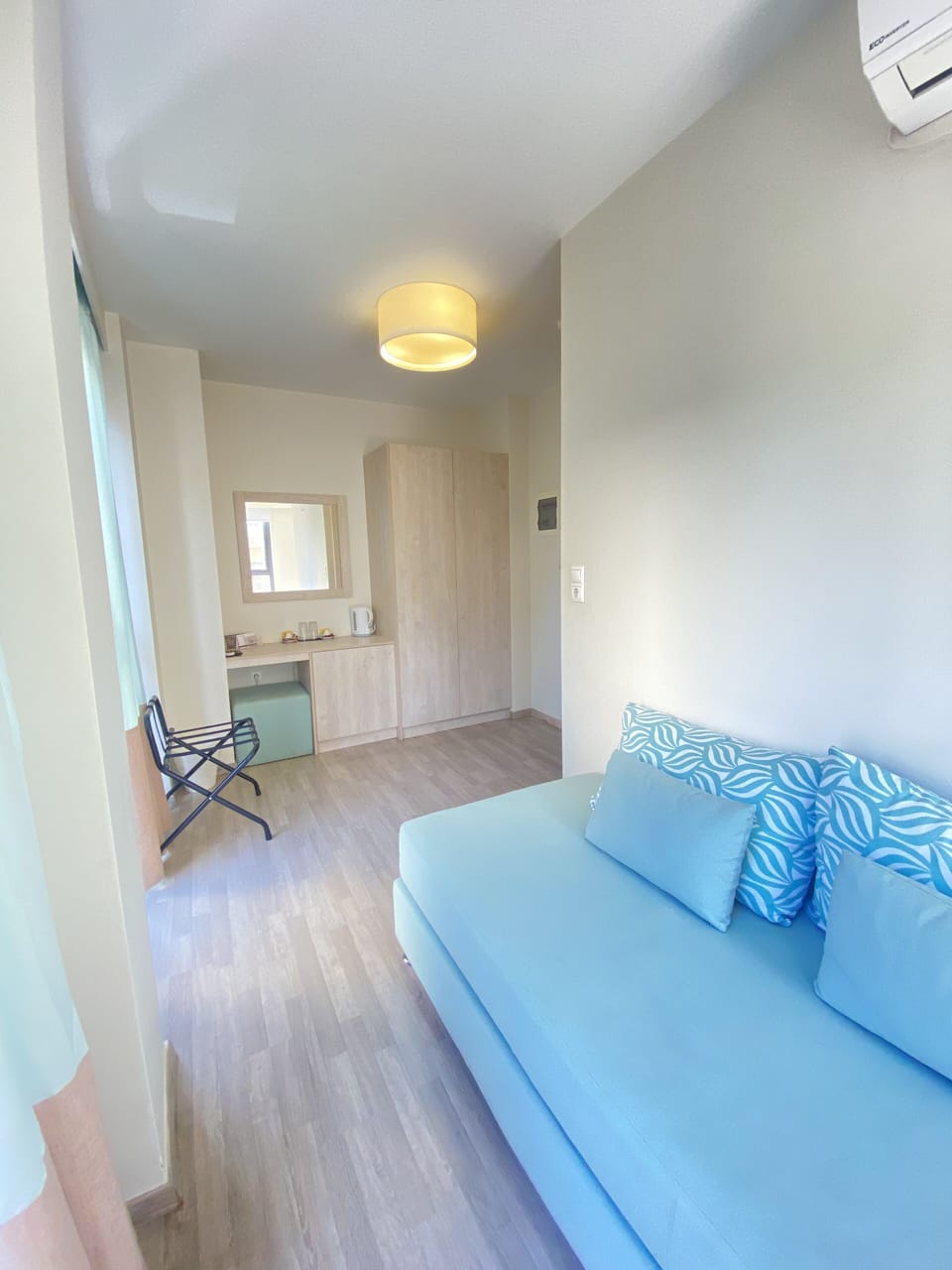 Deluxe Queen Suite, City View | Select Comfort beds, in-room safe, iron/ironing board, free WiFi
