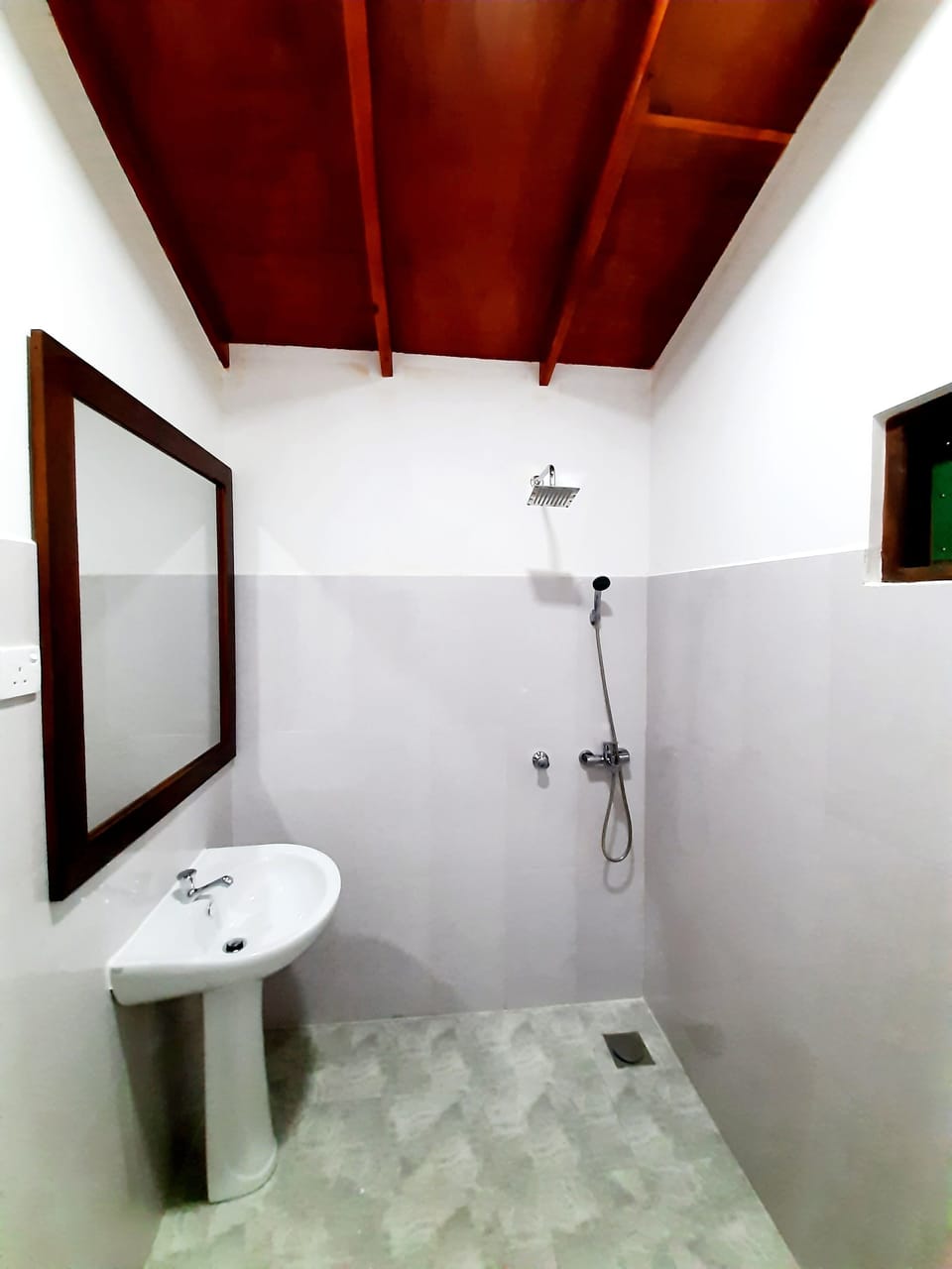 Shower, free toiletries, hair dryer, slippers