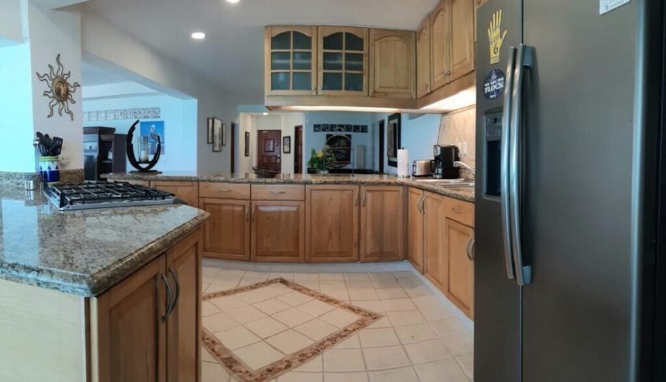Fridge 25 cubic feet with Ice maker + 5  Burners Gas stove