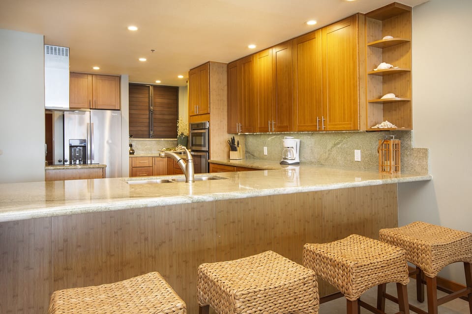 Sands of Kahana 255 Kitchen