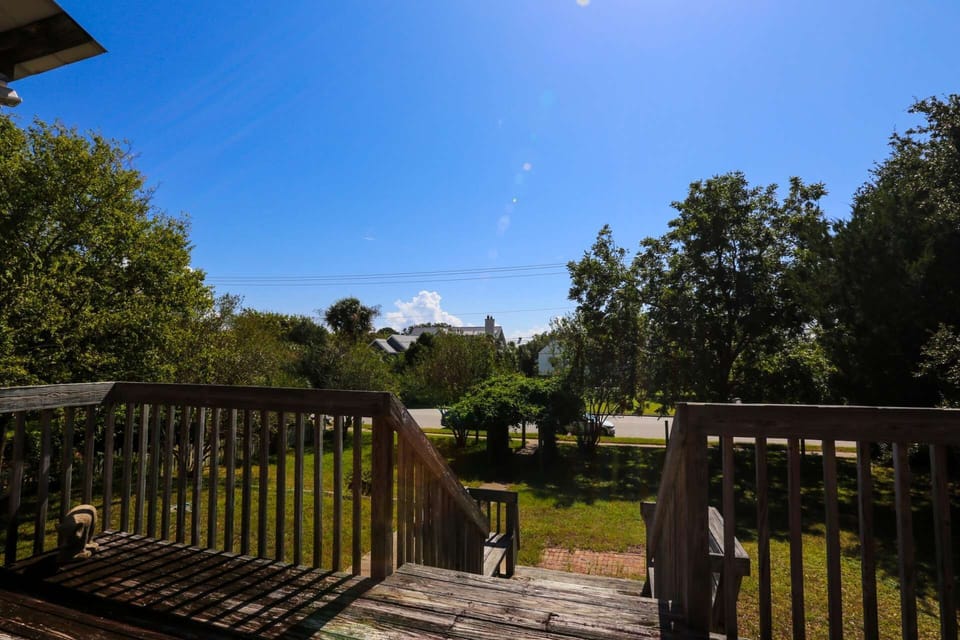 Decked Out is a monthly rental home on Sullivan's Island.