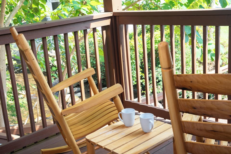 Relax with a cup of coffee overlooking the ROARING Fork!  