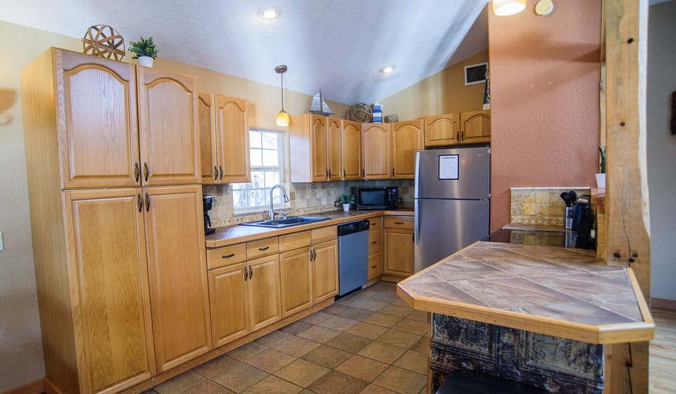 Fully Stocked Kitchen