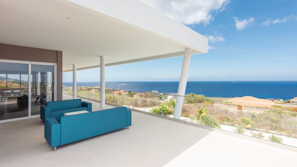 Covered Terraces to Relax and Enjoy the Ocean View 