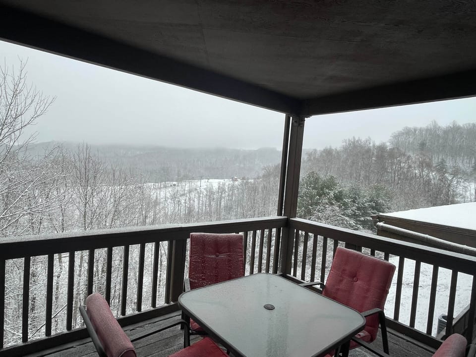 Private deck winter