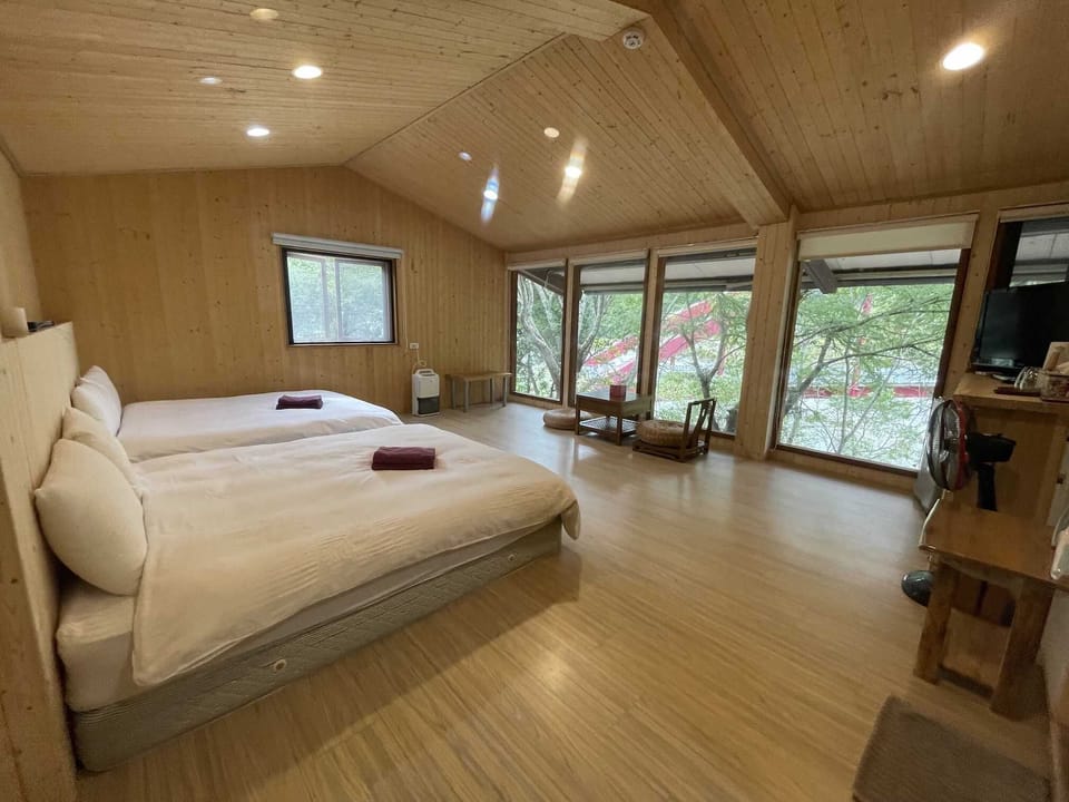 Family House, 4 Bedrooms, Accessible | Blackout drapes, free WiFi, bed sheets