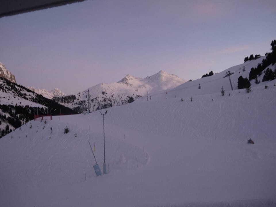 Snow and ski sports